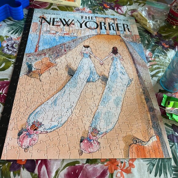 The New Yorker Wedding Season Puzzle 500 Pieces Bary Blitt Two Brides on Bridge - Picture 16 of 16